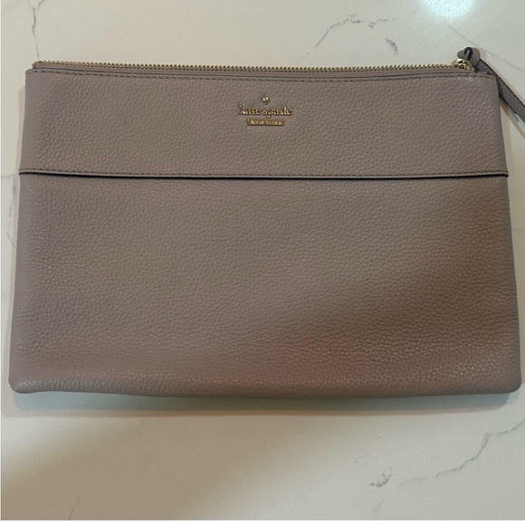 KATE SPADE | Nude Pebble Leather Zip Pouch Clutch - Picture 1 of 4